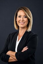 Lyndsay Nave